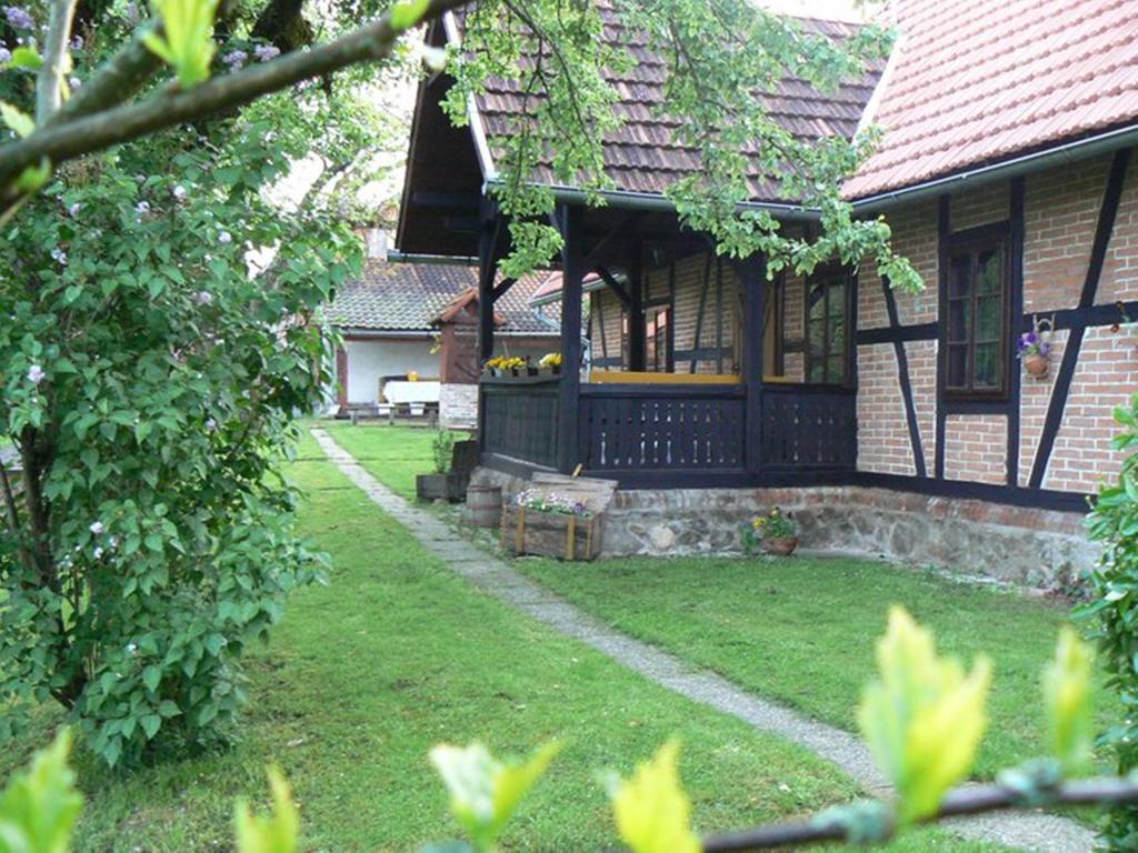 Гостьовий будинок Country House Stoljetna Vila Seona Екстер'єр фото